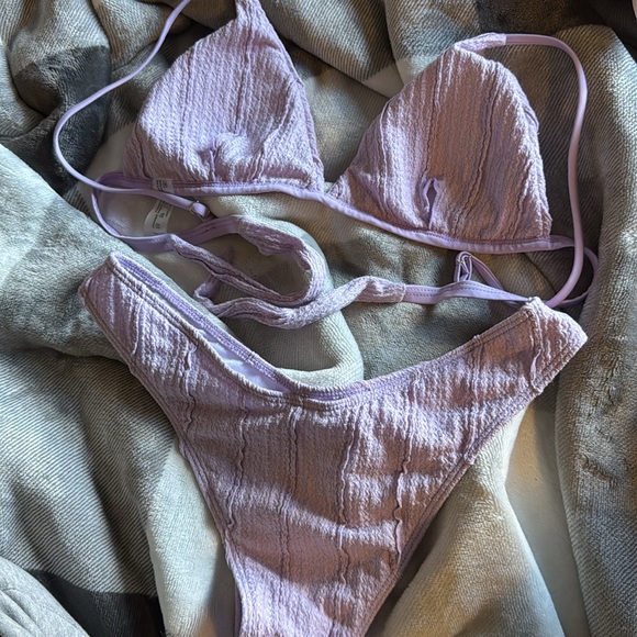 size L SHEIN bikini - Picture 2 of 3
